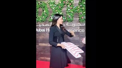 فيديو أسيل عمران تفاجئ والدها بهذا الطلب المباشر.. شاهدوا رد فعله!