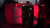 Tüp yüklü kamyonet devrildi