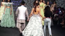 Arjun Kapoor Cheering Girlfriend Malaika Arora Khan At Lakme Fashion Week 2019