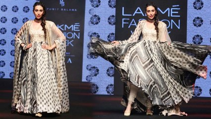 Karisma Kapoor looks elegant at Lakme Fashion Week in Anarkali: Watch Video | FilmiBeat