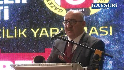 (4 Şubat 2019) SİYASETİN NABZI ÖDÜL TÖRENİNDE ATTI