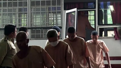 'Don't send me to Bahrain': refugee footballer pleads in Bangkok