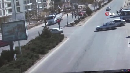 Trafik Kazaları Kgys Kameralarına Yansıdı