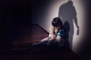 Sapık Öğretmen 4 Yaşındaki Kız Öğrenciye Cinsel İstismarda Bulundu
