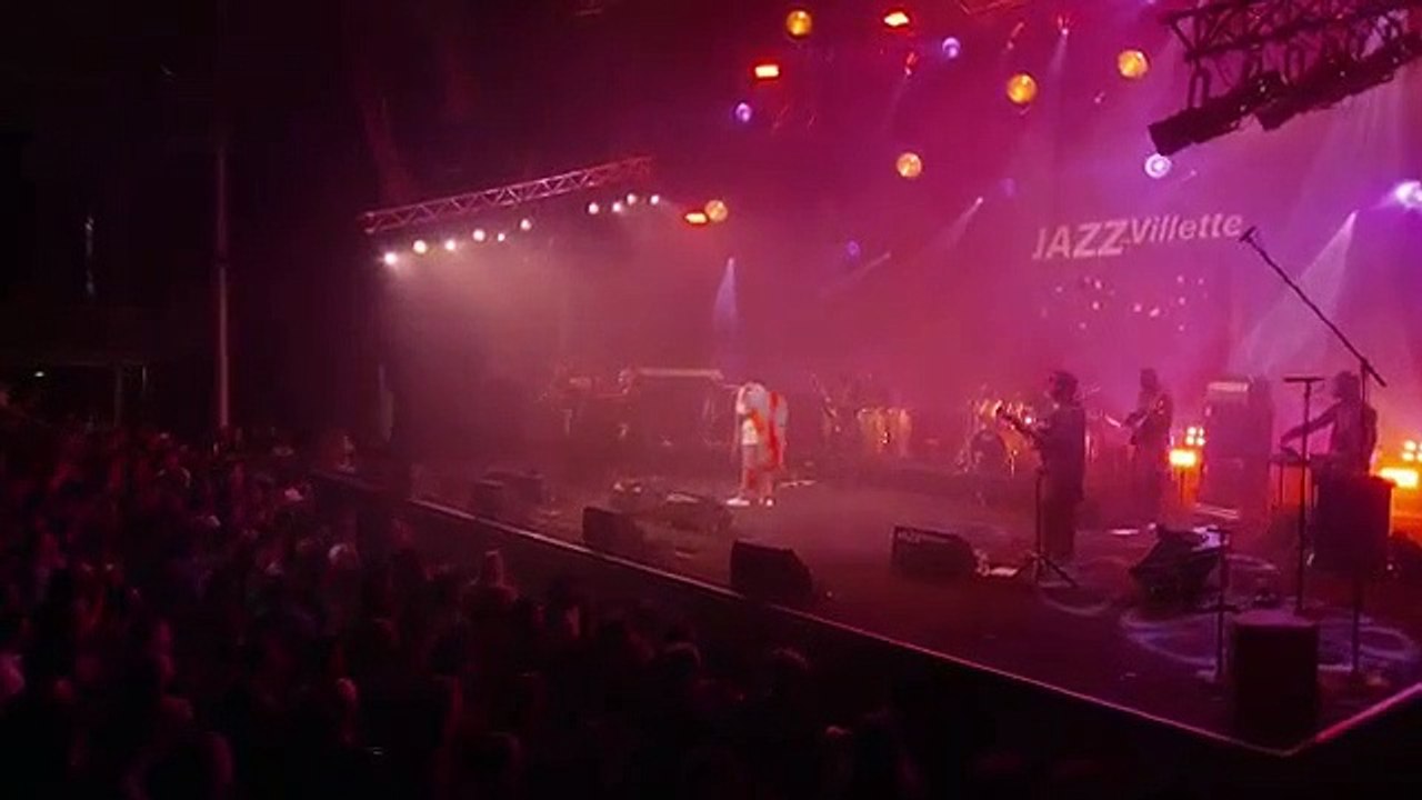 Vidéo :  Salif Keita célèbre ses cinquante de carrière