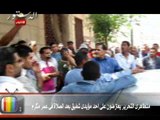 متظاهرى التحرير يعترضون احد انصار احمد شفيق