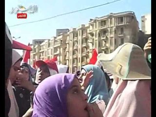 حالات إختناق وإشتباكات بمليونية تسليم السلطة