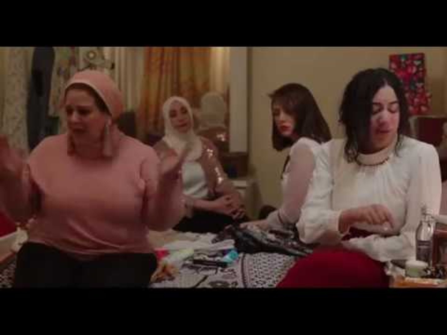مسلسل سابع جار - ضحك السنين.. دعاء مش عايزة تشغل أغاني في خطوبتها - فيديو  Dailymotion