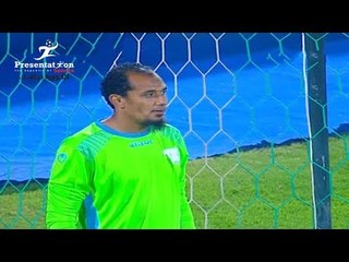 " علي فرج " يتصدى لركلة جزاء من امام " محمد حمدي زكي "