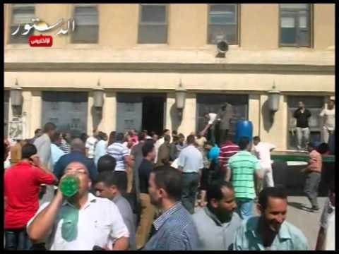 استمرار إضراب عمال غزل المحلة لليوم الثاني