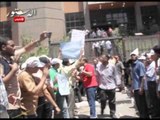 مواطنون يطالبون بإعدام الزند