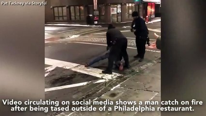 La jambe d'un homme brûlé après avoir été "tasé" et gazé par des policiers