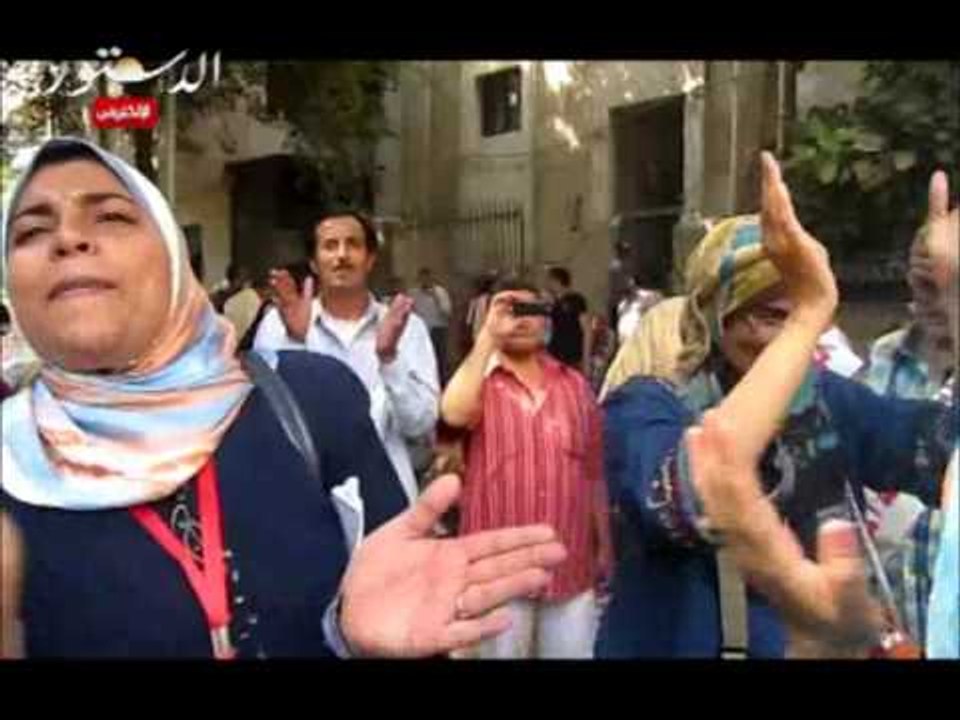 إعتصام المعلمين أمام مجلس الوزراء لزيادة الأجور