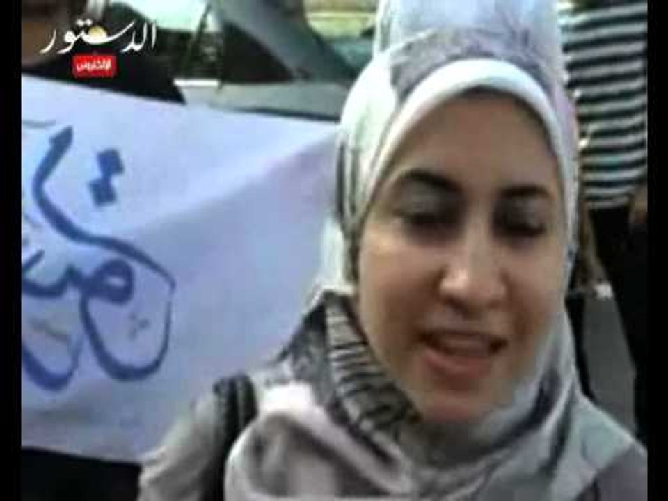 سلسلة بشرية لشباب حزب الدستور بالدقهلية