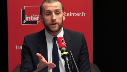 Il faut être plus ferme avec ces sales gilets jaunes - La chronique de Pablo Mira