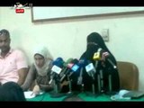 دموع والدة معتقل سياسى بالسعودية