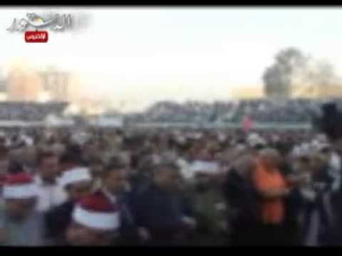 الالاف يؤدون صلاة العيد باستاد المنصورة
