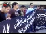 عمال مصنع الضفائر ببورسعيد يتظاهرون أمام المحكمة