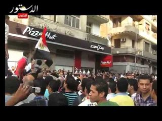 متظاهرو " محمد محمود " عيش .. حرية .. هنولع الداخلية