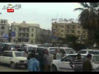 ميدان الثورة بالفيوم يتحول الى موقف سيارات