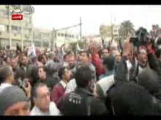 مؤيدو مرسي يتجهون إلي بوابة 4 تجاه المعتصمين