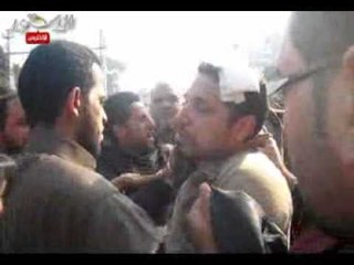 ميليشيات الإخوان يعتدون على المارة بدون سبب