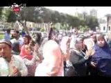 أهالي الدويقة يقطعون الطريق أمام محافظة القاهرة