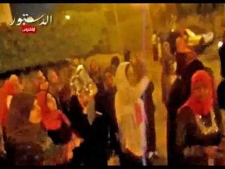 تظاهر الطالبات في المدينة الجامعية ببولاق