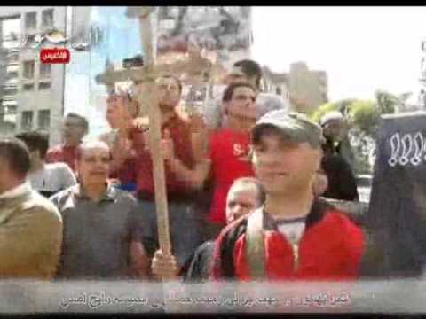 اقباط شبرا يهتفون .. مهما جرالي ومهما حصلي ع الكنيسة رايح اصلي