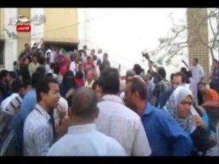 العاملون بإدارة الأزهر ينجحون في إنهاء احتجاز الطلاب لهم بعد 3 ساعات