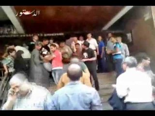 الدستور ترصد إسعاف أحد الشهود بعد اعتداء محامى فى قضية ميراث