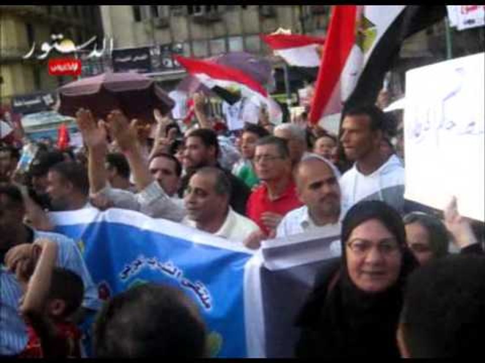وصول مسيره شبرا للتحرير للمشاركة فى مليونية جوعتنونا