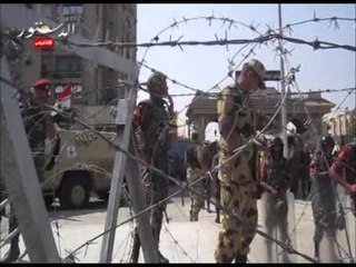 مؤيدو المعزول أمام الحرس الجمهوري "عايزين مرسي"