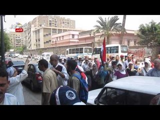 احتكاكات الاخوان مع احدى المارة بالقصر العينى