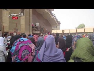 اخوان حلوان يحتفلون بصمود مرسي ويحرقون صور السيسي