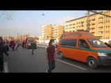 طالبات الإخوان يمنعن مرور سيارات إسعاف أمام جامعة الأزهر