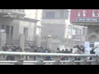 تبادل إطلاق الشماريخ بين شباب القوى الثورية والإخوان بالفيوم