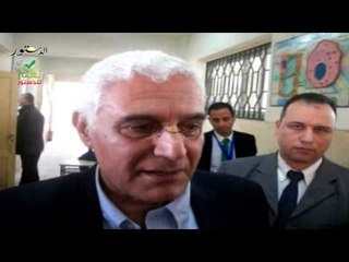 مراد موافى  يدلى بصوته بلجان التجمع الخامس