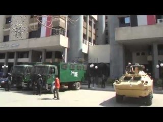 الجيش والشرطة فى تامين مكثف لمجمع محاكم المنصورة