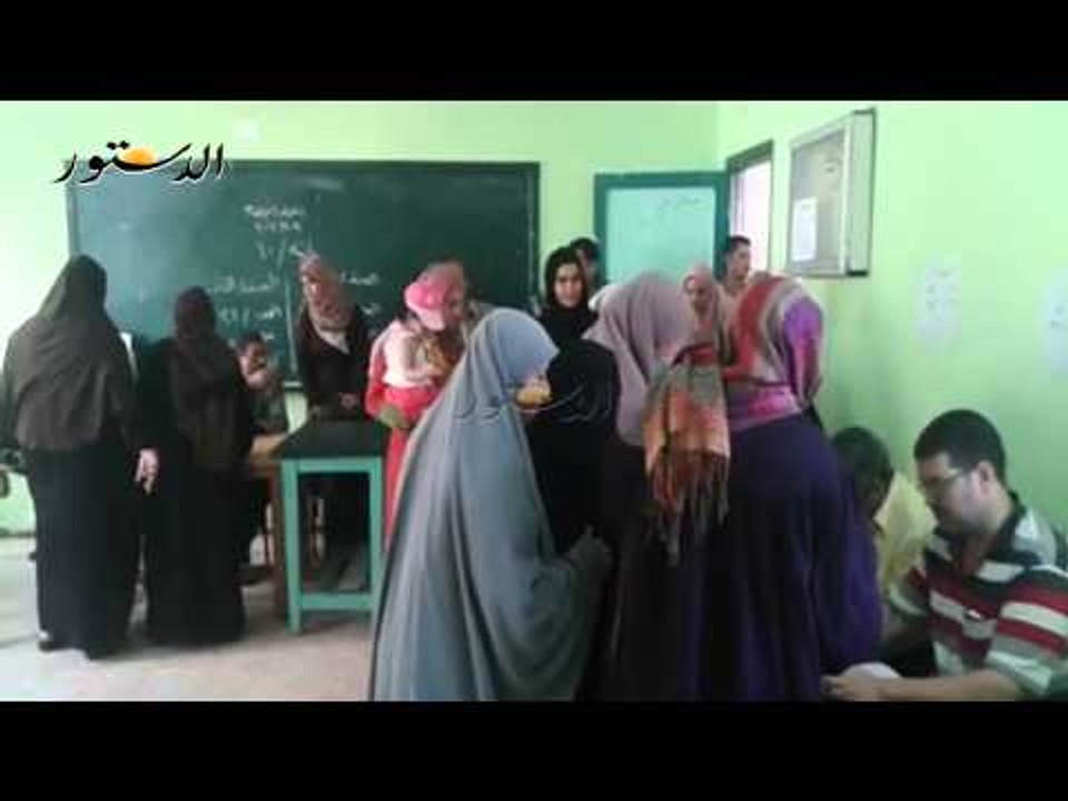النساء تواصل انتفاضها تأييدا للسيسى بالدقهلية
