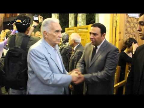نجوم الفن والسياسة فى عزاء فتحية العسال