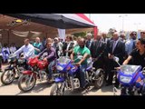 محافظ القاهرة يسلم 50 دراجة بخارية لذوى الاحتياجات الخاصة