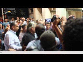 محمد رمضان يتسبب فى فوضى بعزاء والد رامز جلال