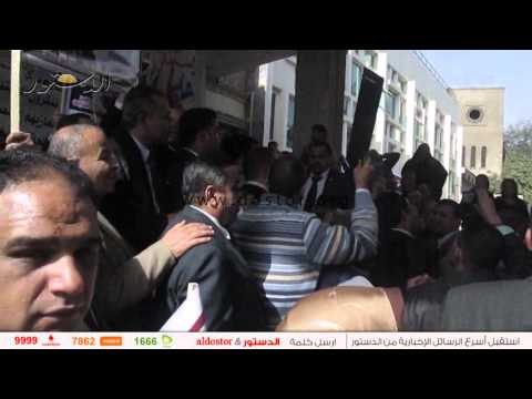 المعلمون يقفون دقيقة حدادًا على أرواح شهداء مصر بالجزيرة