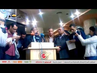 ضياء رشوان يستعرض انجازاته بالنقابة.. وصحفي: "فين الجرائد المعارضة من كشف حسابك"