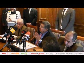 "محمول" وزير التعليم العالي يقاطعه بالمؤتمر الطلابي