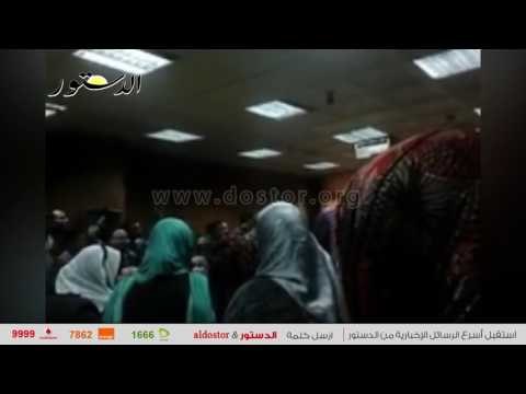 العمال يصرخون: أنقذوا دار الكتب والوثائق.. ويطالبون برحيل الضبع