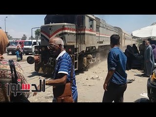 الدستور | سوق «العامرية» كارثة تفترش قضبان السكك الحديد بالإسكندرية