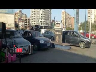 الدستور | بسبب «شائعة».. تكدس كبير بمحطات الوقود بالدقهلية
