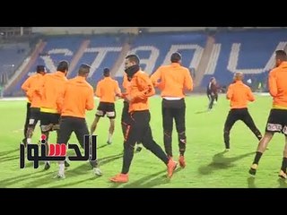 الدستور | احماء لاعبي الزمالك والمقاولون